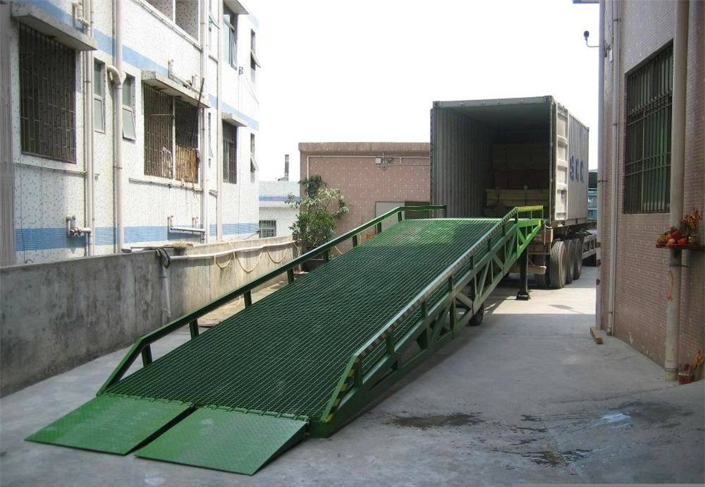 “移动式登车桥
